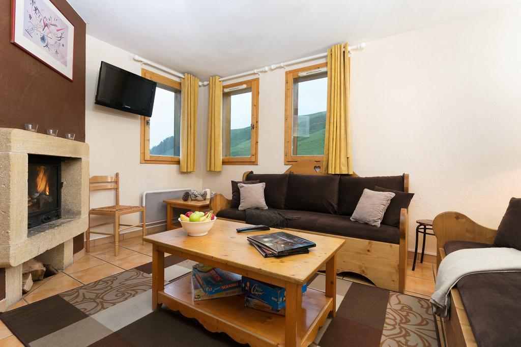 Madame Vacances Les Chalets Du Praz Ла-Плань Экстерьер фото