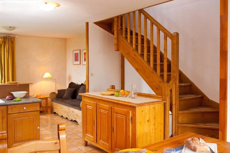 Madame Vacances Les Chalets Du Praz Ла-Плань Экстерьер фото