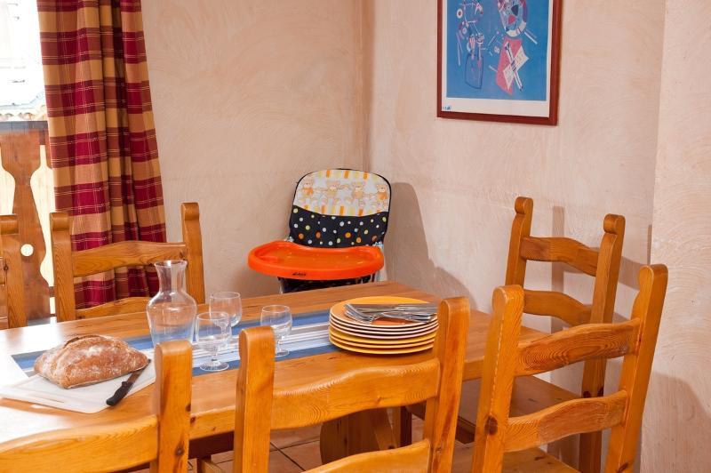 Madame Vacances Les Chalets Du Praz Ла-Плань Экстерьер фото
