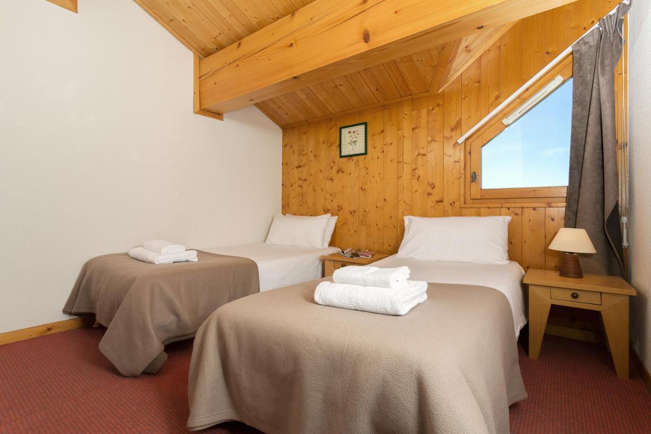 Madame Vacances Les Chalets Du Praz Ла-Плань Экстерьер фото